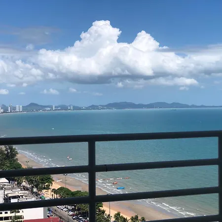 Viewtalay Beachfront By Nd Pattaya Exterior photo
