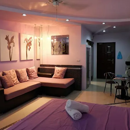 Viewtalay Beachfront By Nd Pattaya Exterior photo
