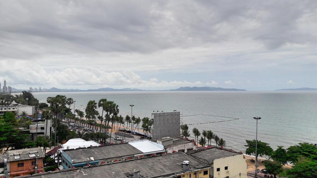 Viewtalay Beachfront By Nd อพาร์ทเม้น *